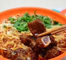 Spicy Pork Rib Noodles