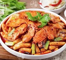 Xinjiang Chicken with Rice Noodles