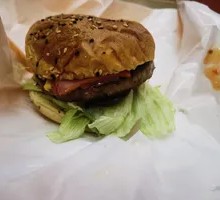 Magic Pepper Big Dad Beef Burger
