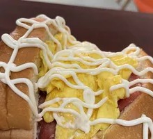 Bacon Cheese Omelette Roll
