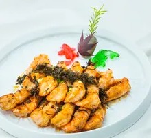 Golden Tea-Scented Shrimp