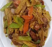Stewed Pork Heart with Tofu Skin