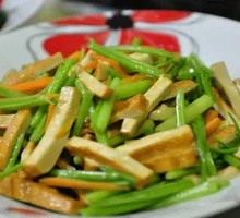 Celery with Tofu Skin