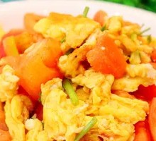 Tomato and Egg Stir-Fry