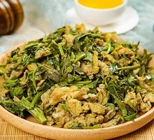 Fragrant Toona Sinensis Stir-Fried with Eggs