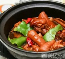 Braised Pig Trotters in Brown Sauce