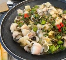 Iron Pot Fish Slices