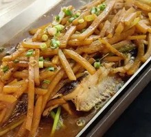 Sauce-Flavored Mekong Fish