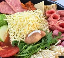 Classic Ramen Hot Pot