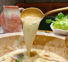 Signature Live Catfish