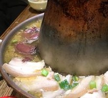 Northeastern Pig-Killing Dish