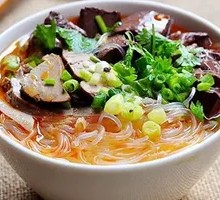 Chicken and Duck Blood Noodles
