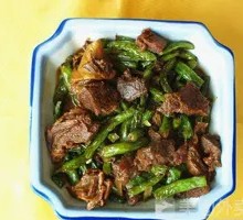 Donkey Meat Stewed with Green Beans