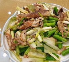 Scallion-Style Octopus Salad