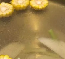 Simmered Beef Bone Soup Pot