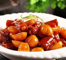 Chestnut Pig Tail Stew