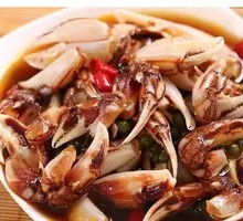 Steamed Crab Claws in Wine