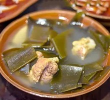 Pork Rib Stewed with Kelp