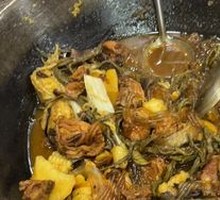 Stewed Chicken in Iron Pot