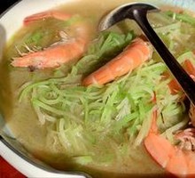 Radish and Shrimp Soup