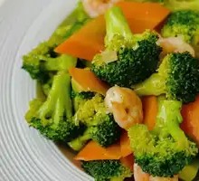 Stir-Fried Shrimp with Broccoli