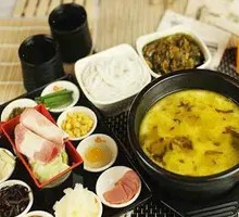 Old Jar Sichuan Pickled Vegetable Meatball Hot Pot Rice Noodles