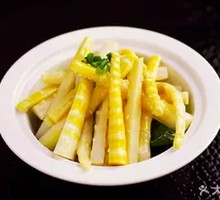 Crispy Bamboo Shoot Tips