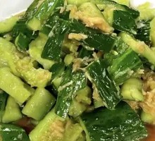 Garlic Cucumber Salad