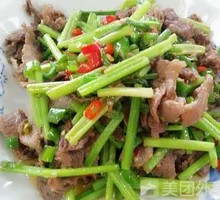 Stir-fried celery with pork