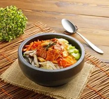 Spicy Kimchi Pork Rice in Stone Pot