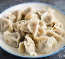 Chinese cabbage and pork dumplings