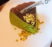 Pistachio Basque Cake