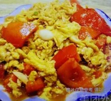Tomato and Egg Stir-Fry