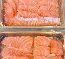Fresh Sliced Salmon Tasting