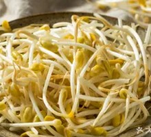 Bean sprouts