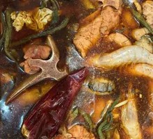 Rooster Spine Abalone and Shrimp Pot