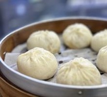Beef Shank Soup-filled Steamed Buns