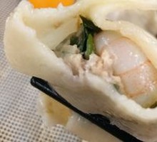 Shrimp and Pork Soup Dumplings