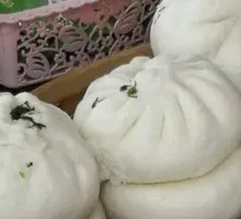 Signature Hand-Beaten Pork Dumpling Buns