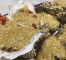 Garlic Steamed Oysters