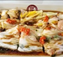 Traditional Vegetable Egg Rice Noodle Roll