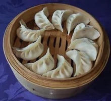 Steamed Dumplings (One Basket)
