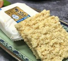 Rice Crackers with Delicious Soup