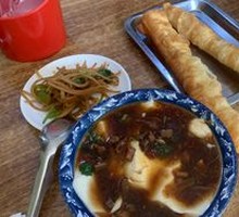 Fried Tofu with Pork Cubes