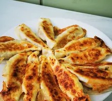 Small Beef Potstickers