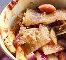 Grilled Cold Noodles with Lobster and Crab Stick