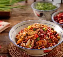 Spicy Tender Bamboo Shoots with Pork Belly