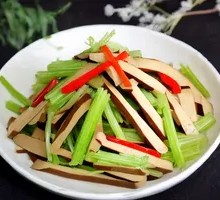 Celery and Egg Curd Stir-fry