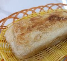 Oil-fried flatbread