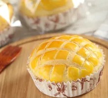 Ice Fire Pineapple Bun